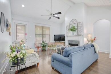 212 Habor Walk -6