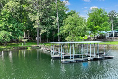 Dock/Shoreline