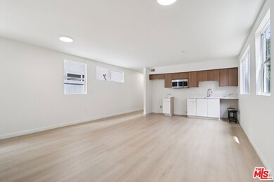 1675 E 111th St, Los Angeles, CA 90059 - photo 6