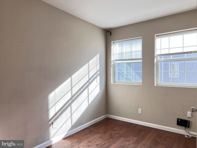 2236 Reed St, Philadelphia, PA 19146 - photo 6