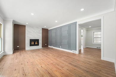 23558 Russell St, Southfield, MI 48075 - photo 4