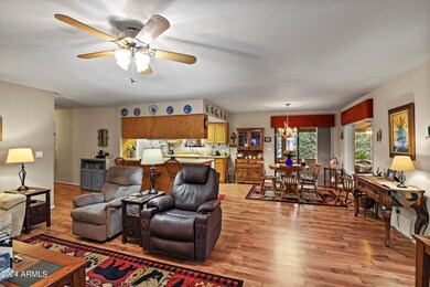 Living Room (4)