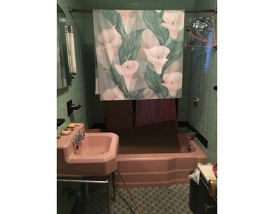 22 Wayne St, Dorchester, MA 02121 - photo 5