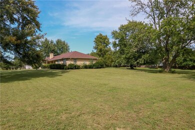 21935 S Webster St, Spring Hill, KS 66083 - photo 6