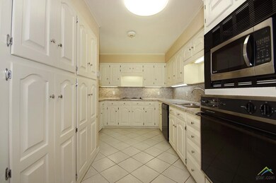 301 Amberwood Cir, Tyler, TX 75701 - photo 7