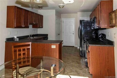 Easy access from the garage to the kitchen for eas