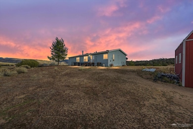24343 Lalaponzi Ct, Tehachapi, CA 93561 - photo 2