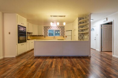 2331 Alden Ave, Redding, CA 96002 - photo 2