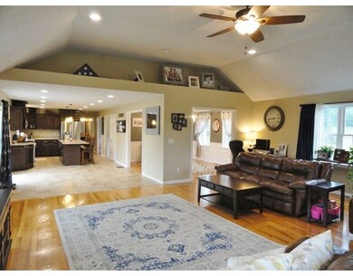 7 William Cir, Rutland, MA 01543 - photo 7