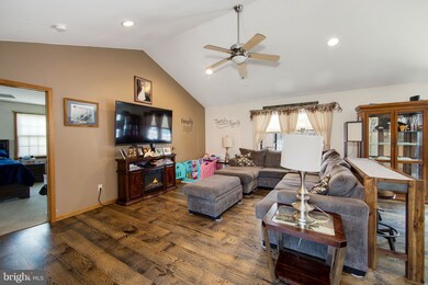 16 University Dr, Pennsville, NJ 08070 - photo 6