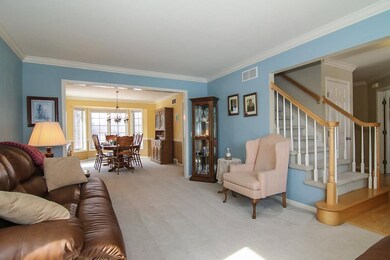 817 Fox Run Ct, Oregon, WI 53575 - photo 2
