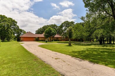 3211 N Chaparral Estates Ct, Granbury, TX 76049 - photo 3