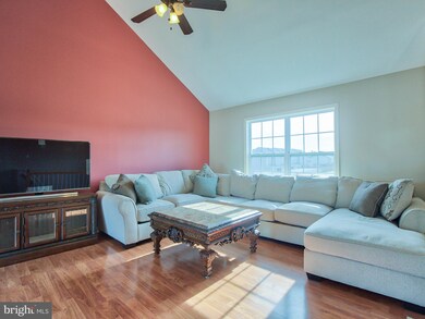 125 Job Rd, Inwood, WV 25428 - photo 6