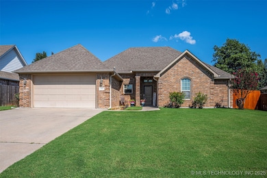 405 Wandering Way, Ardmore, OK 73401 - photo 3