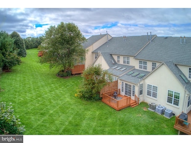 155 Meadow View Ln, Lansdale, PA 19446 - photo 4