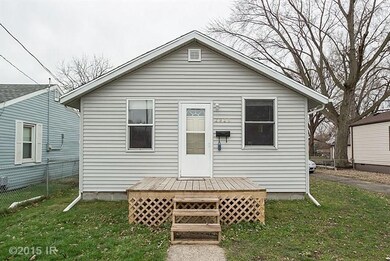 2925 Mahaska Ave, Des Moines, IA 50317 - photo 2