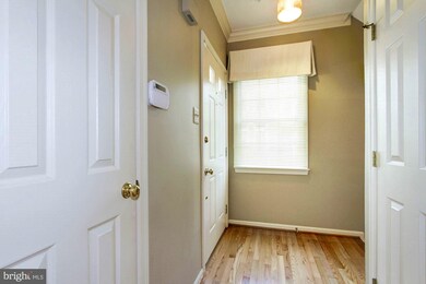 15811 Glacier Ct, North Potomac, MD 20878 - photo 5