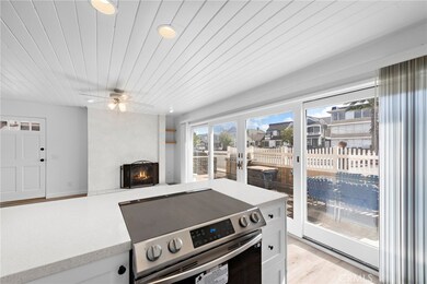 112 E Balboa Blvd unit A, Newport Beach, CA 92661 - photo 7