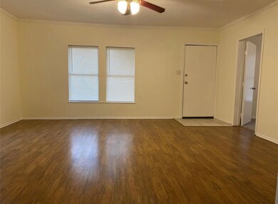 5610 Pickfair St, Houston, TX 77026 - photo 4