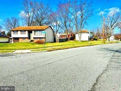 999 Sherbrook Cir, Somerdale, NJ 08083 - photo 4