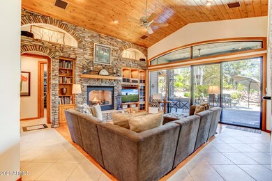 Living Room (1)