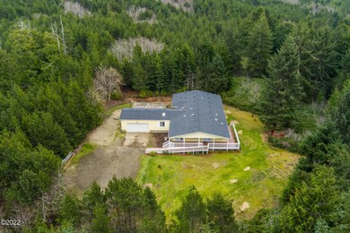 2-web-or-mls-5875NWFoxCreekWay (2)