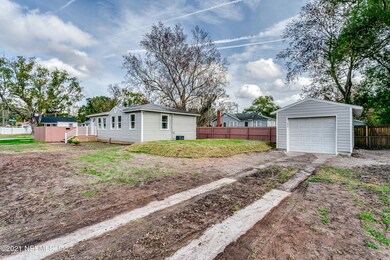 5158 Birkenhead Rd, Jacksonville, FL 32210 - photo 5