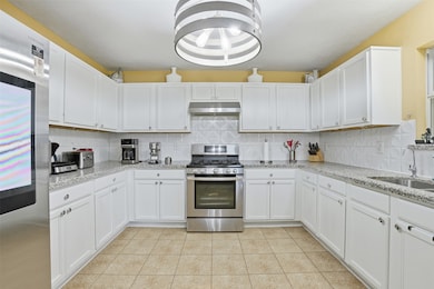 7819 Pasture Spring Ln, Cypress, TX 77433 - photo 3