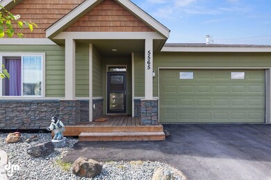 Front Exterior_CG_7905-SMALL