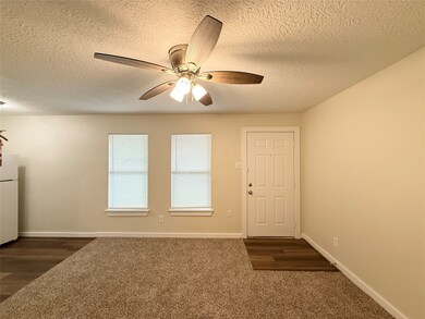 5415 Scott St unit 28, Houston, TX 77021 - photo 5