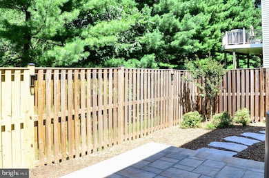 13402 Burrough Farm Dr, Herndon, VA 20171 - photo 5