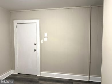 425 Highland Ave unit A, Chester, PA 19013 - photo 3