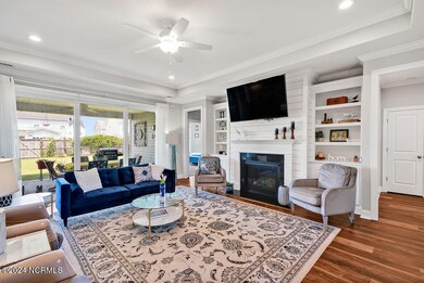 1109ShortLeafWay-06