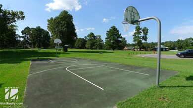 56 Lakecrest Ln, Huntsville, TX 77340 - photo 4