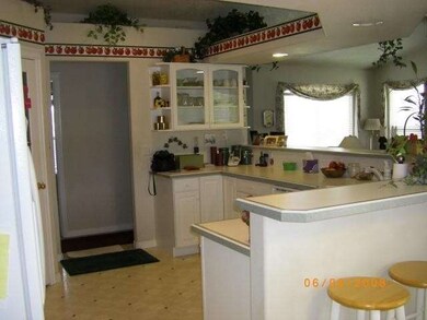 541 S Valley Dr, Nampa, ID 83686 - photo 7