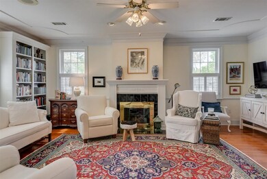 Great Room 21 x 17