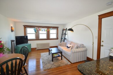 27 Vaughan Ave unit 2, Newport, RI 02840 - photo 4