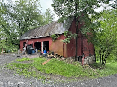 48 Lake Minsi Dr, Bangor, PA 18013 - photo 2