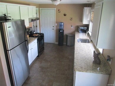 1350 Fairfax Ave, North Tonawanda, NY 14120 - photo 4