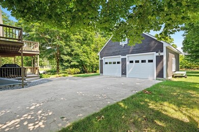 9 Maple St, Upton, MA 01568 - photo 5