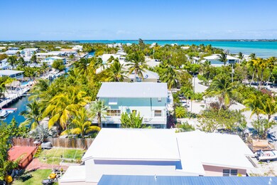 004-460BarryAve-FL-33042-FULL