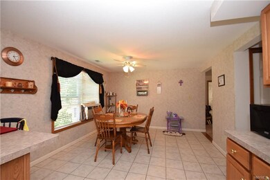 Ceramic floors and large dining area