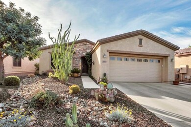 4419 E Carob Dr Gilbert AZ-large-005-28-