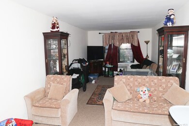 8730 204th St unit A61, Hollis, NY 11423 - photo 3