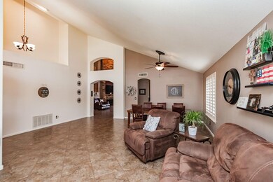 1600 W Honeysuckle Ln AZ-4