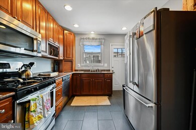 133 N Lakewood Ave, Baltimore, MD 21224 - photo 5