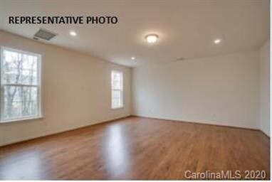 139 Fleming Dr, Statesville, NC 28677 - photo 7