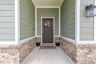 1230 Colt Canyon Dr, Alvin, TX 77511 - photo 4