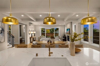 2512 NE 68th St, Seattle, WA 98115 - photo 7