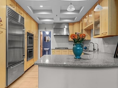 8-14 Newcomb St unit 4, Boston, MA 02118 - photo 5